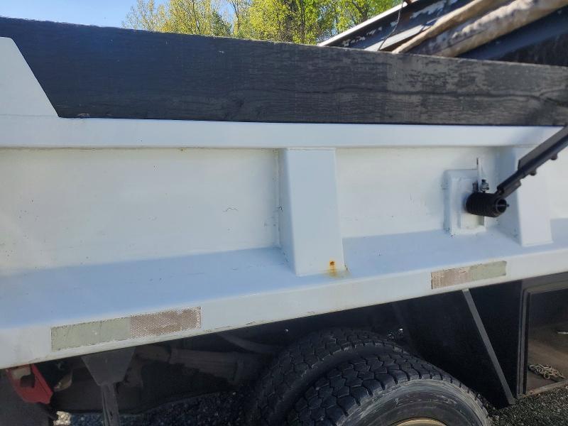 2001 Ford F450 Super Duty Dump Truck