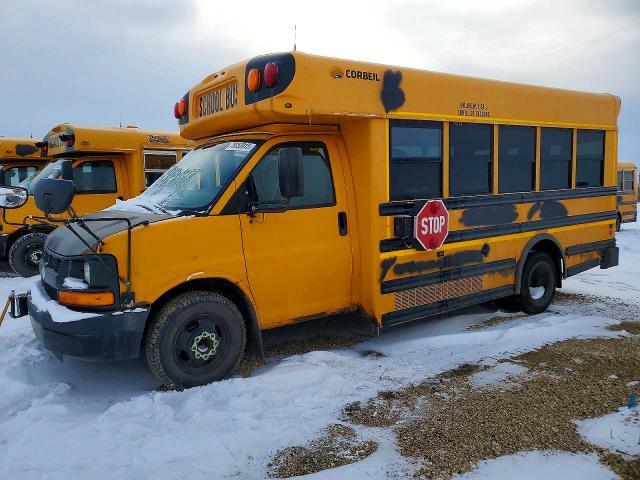 2011 Chev Express Cutaway G3500