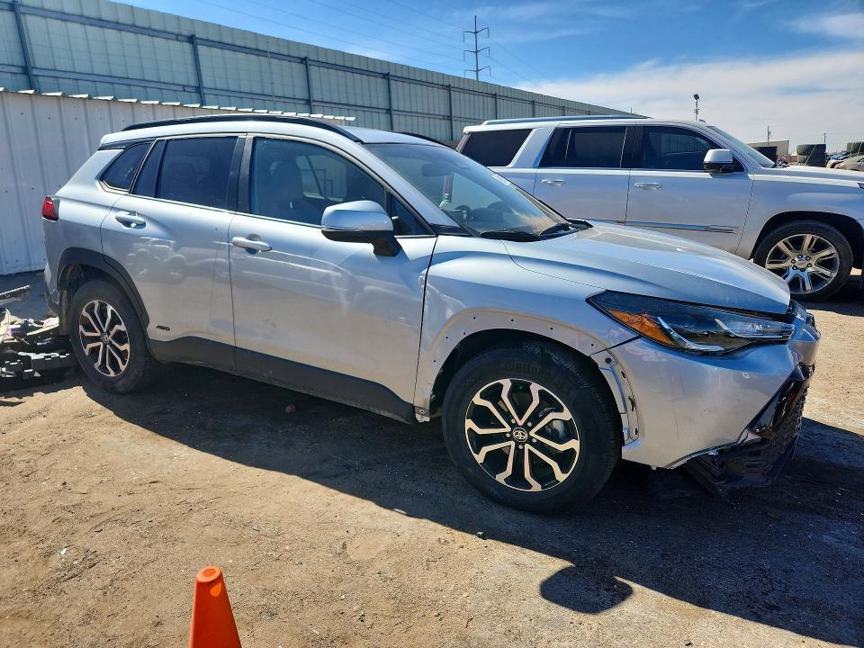 2024 Toyota Corolla Cross Hybrid se