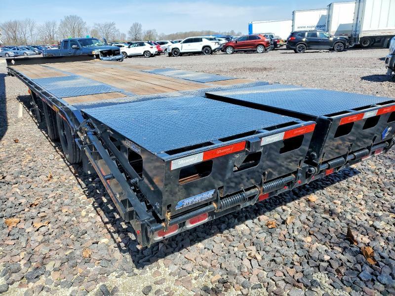 2025 Diamond C Equipment Trailer