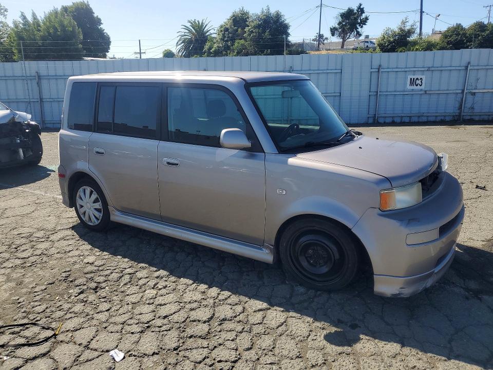 2005 Scion XB