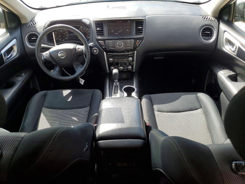 2018 Nissan Pathfinder sv