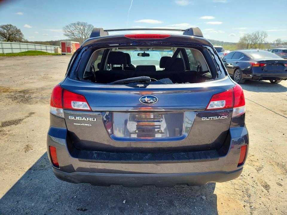 2013 Subaru Outback 2.5i Premium