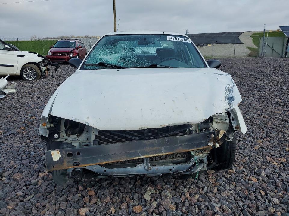 2001 Chevrolet Geo Prizm Base