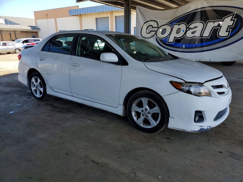2013 Toyota Corolla s
