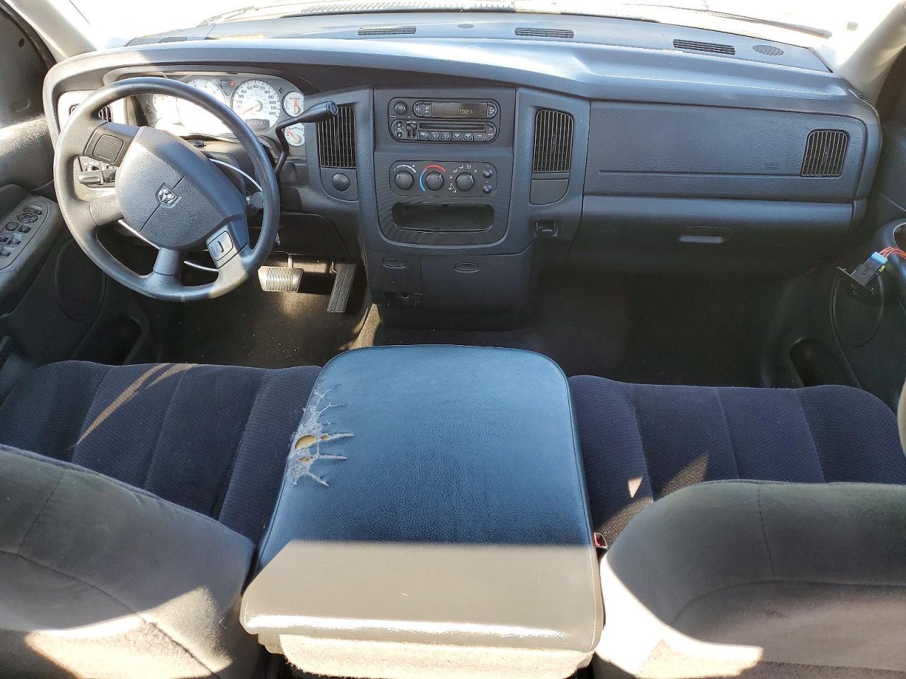 2004 Dodge RAM 1500 ST