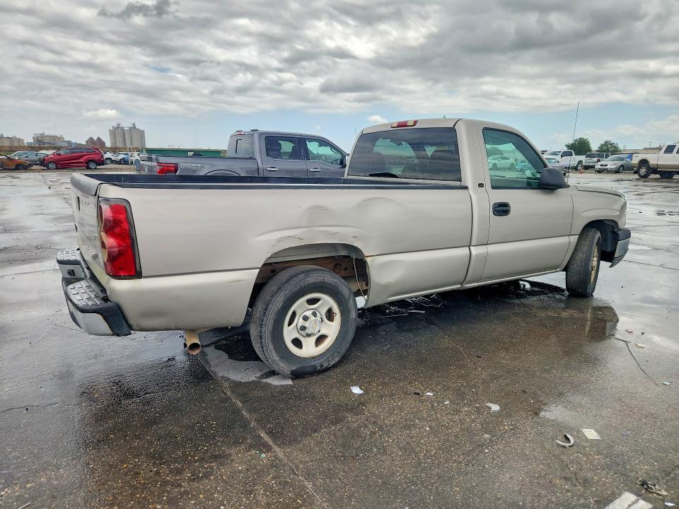 2004 Chevrolet Silverado C1500