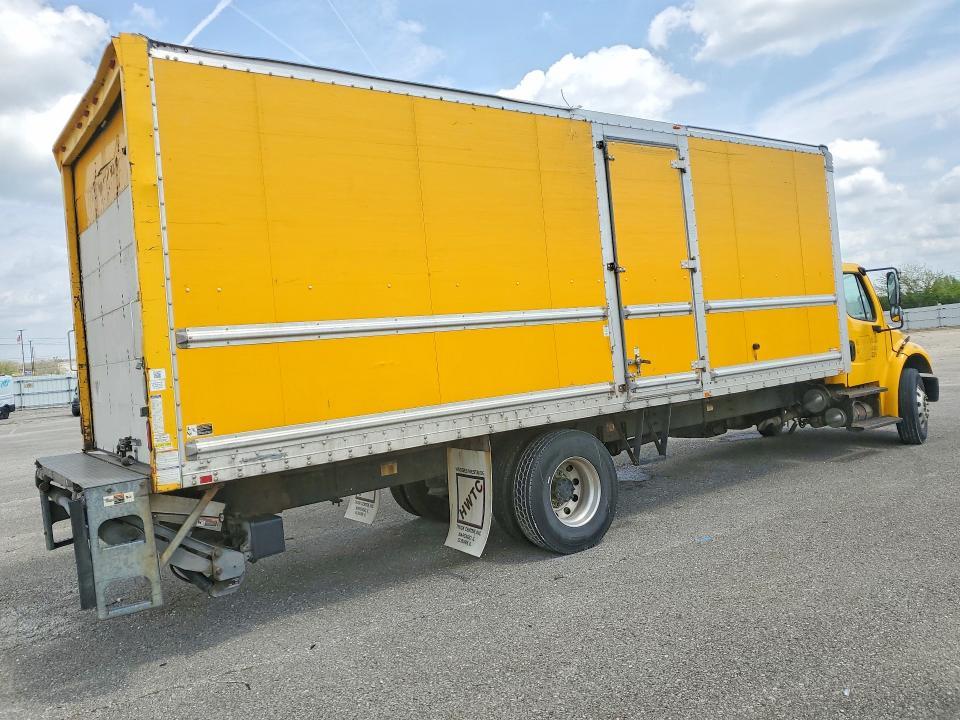 2013 Freigliner 2013 Freightliner Business Class M2 BOX Truck