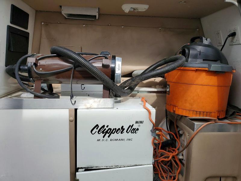 2012 Ford E350 Utility / Service Van