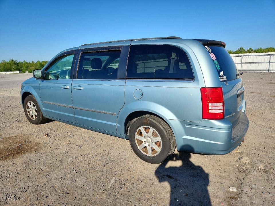 2010 Chrysler Town and Country