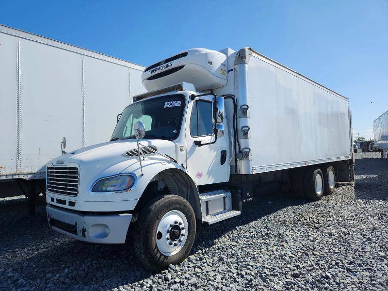 2020 Freigliner 2020 Freightliner Business Class M2 Refrigerated B