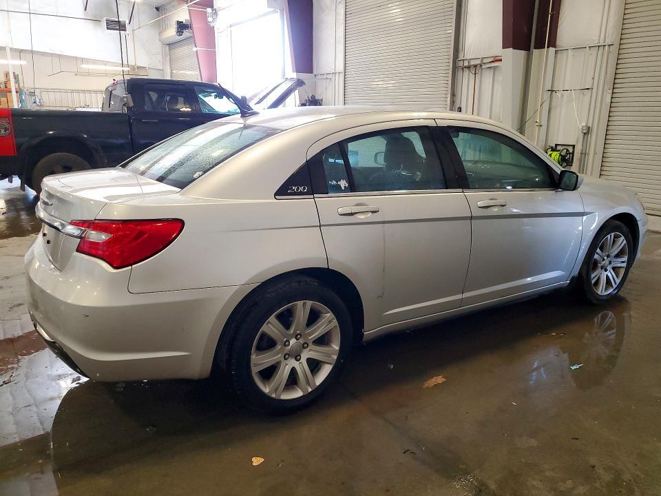 2012 Chrysler 200 Touring