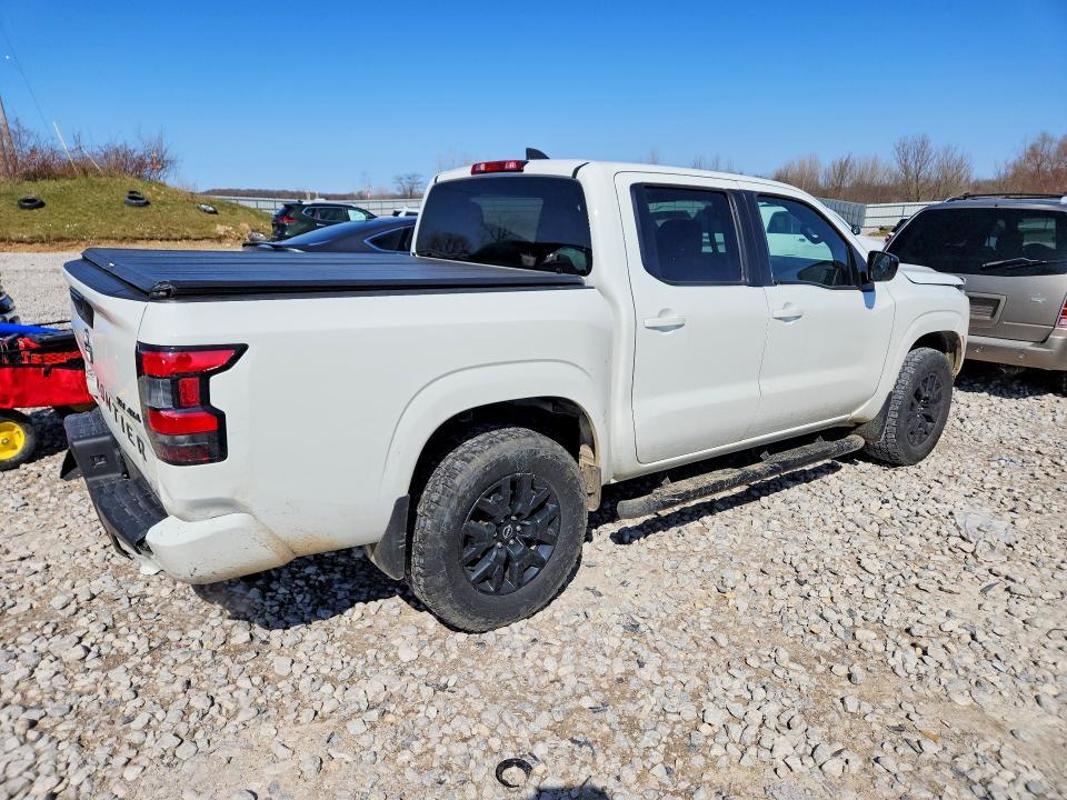 2023 Nissan Frontier sv
