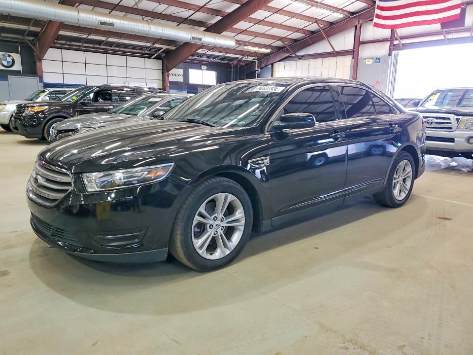 2016 Ford Taurus sel