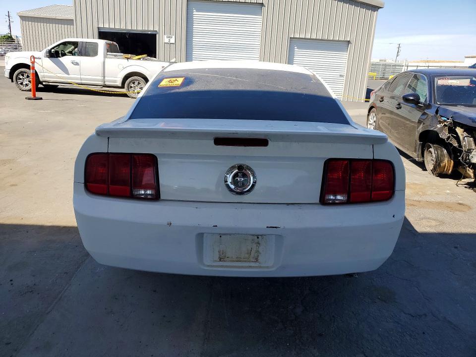 2005 Ford Mustang