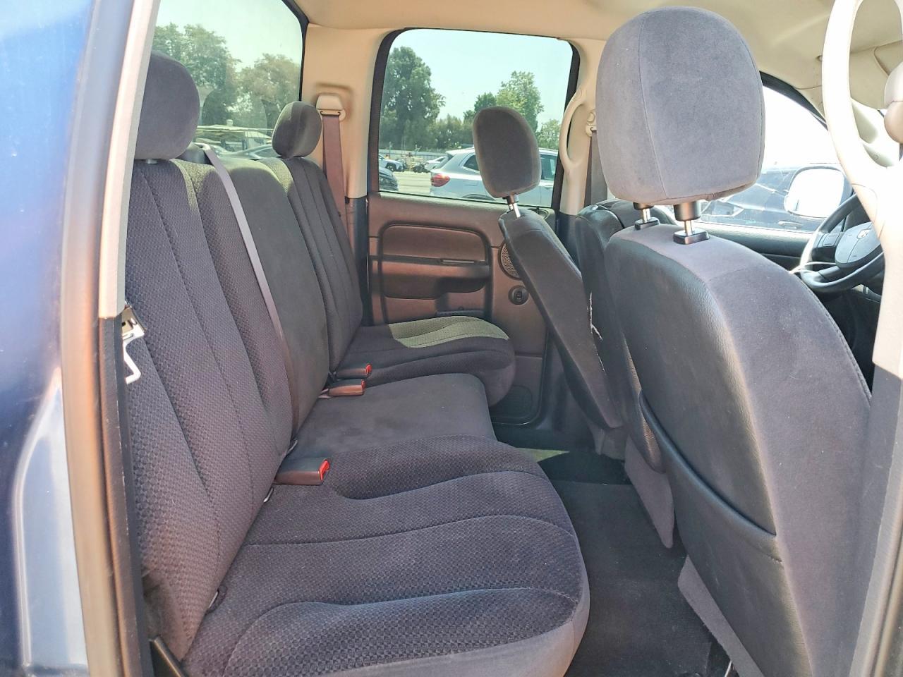 2005 Dodge RAM 1500 ST