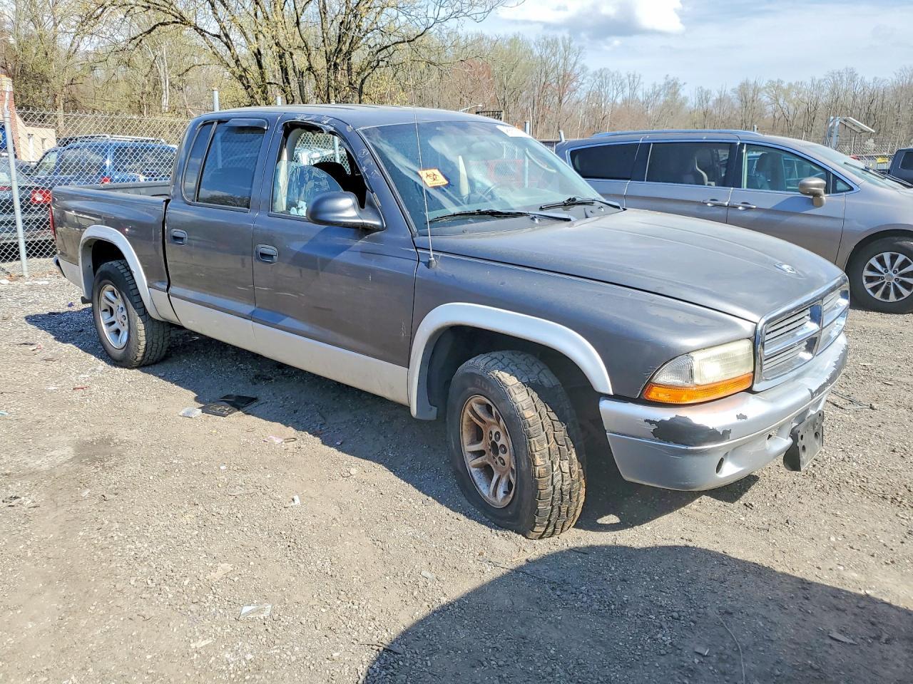 2004 Dodge Dakota Quad SLT