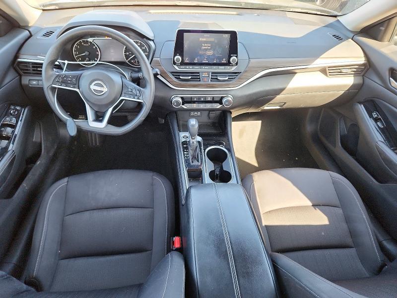 2023 Nissan Altima sv