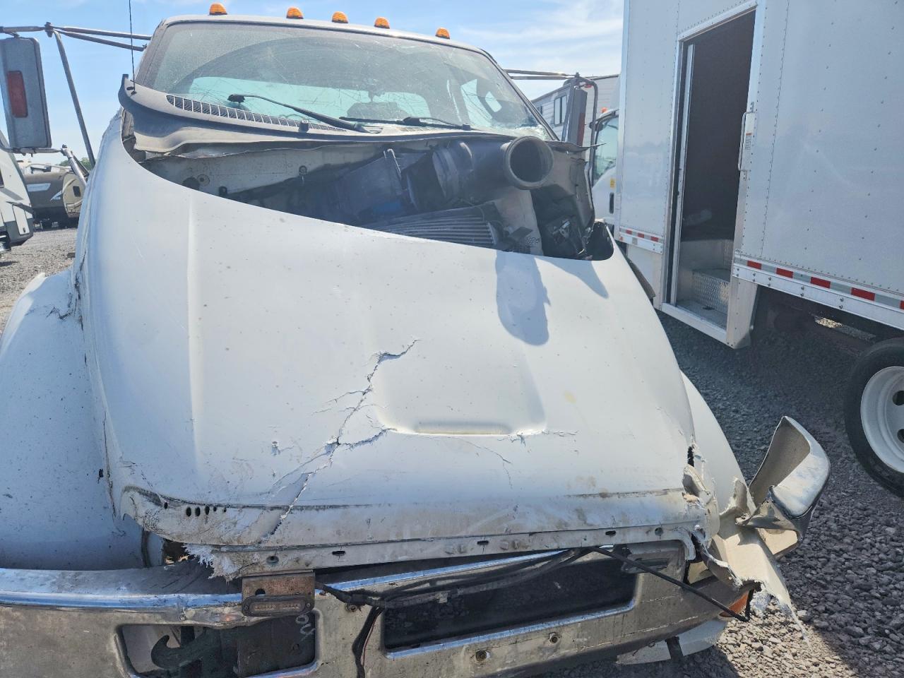 2015 Ford F650 Super Duty Truck Cab AND Chassis