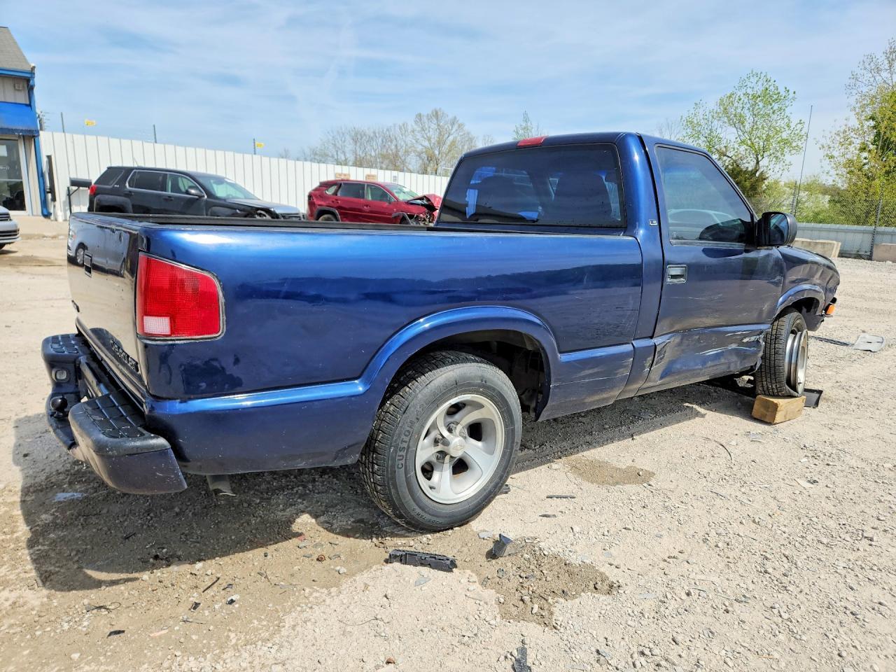 1999 Chevrolet S Truck S10