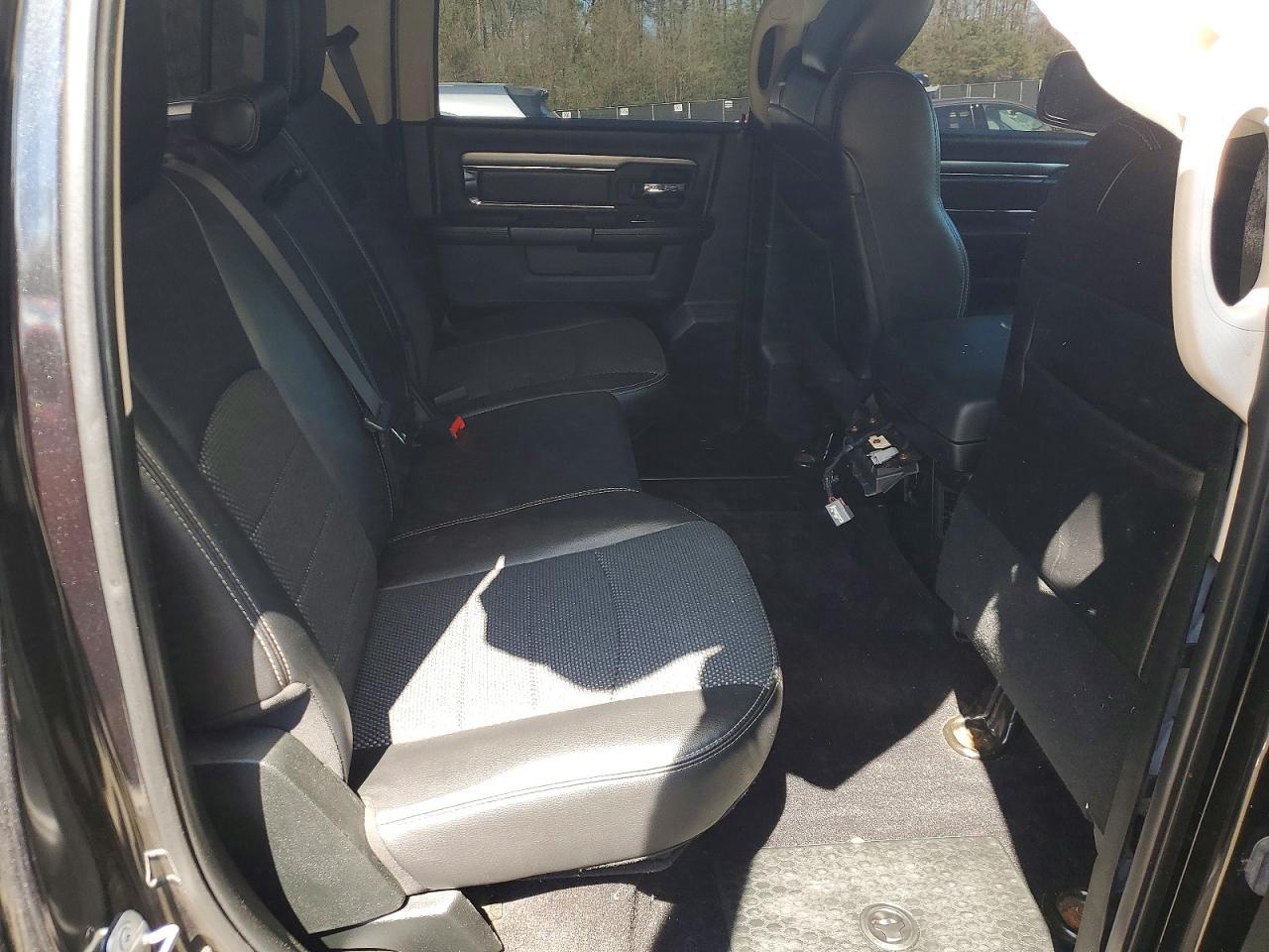 2017 Dodge RAM 1500 Sport