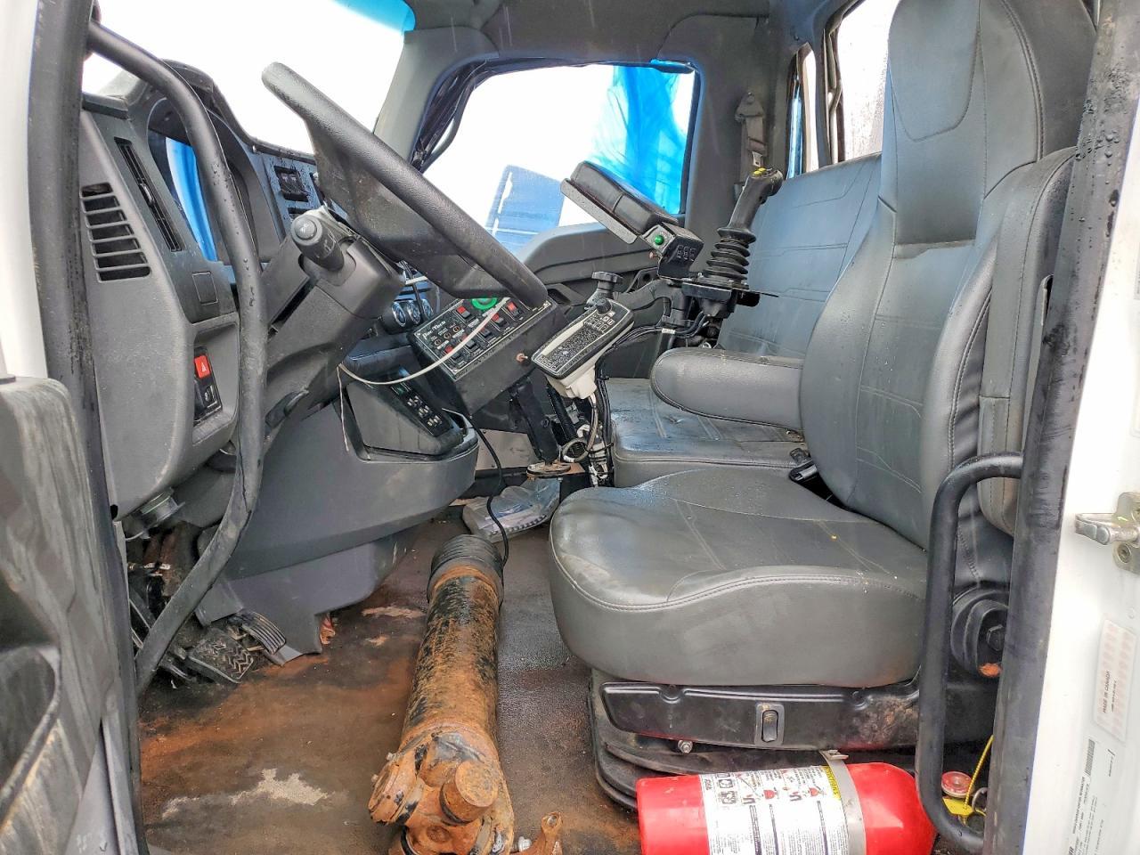 2024 Kenworth Construction T380