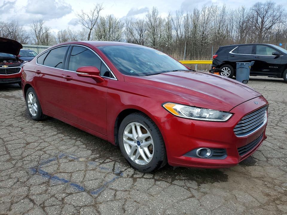2016 Ford Fusion se