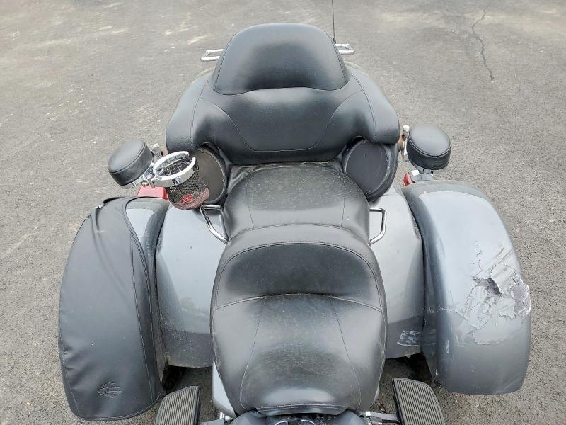 2021 Harley-Davidson Flhtcutg