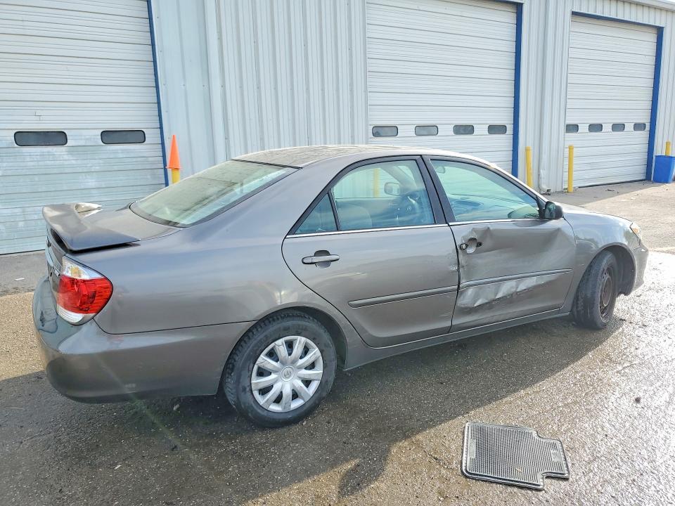 2006 Toyota Camry Standard