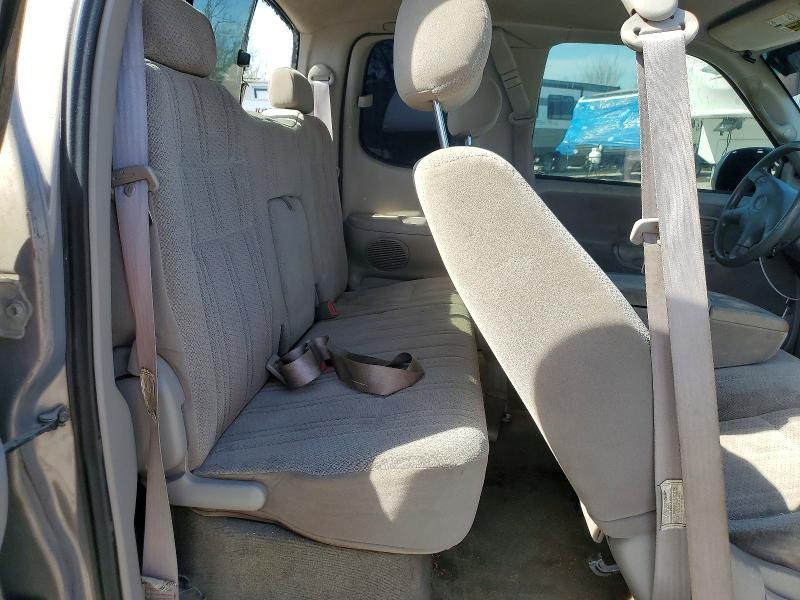 2002 Toyota Tundra SR5 V8