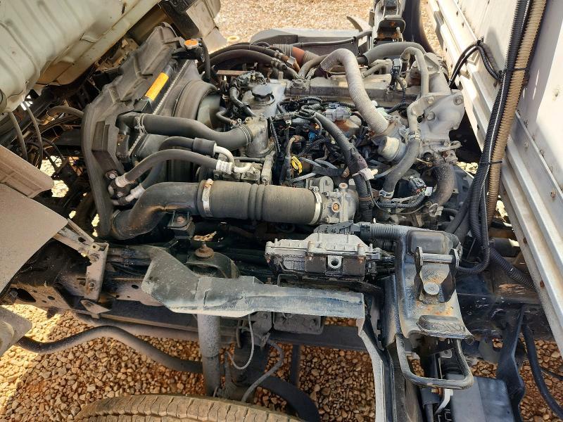 2016 Isuzu NPR Refrigerated BOX Truck