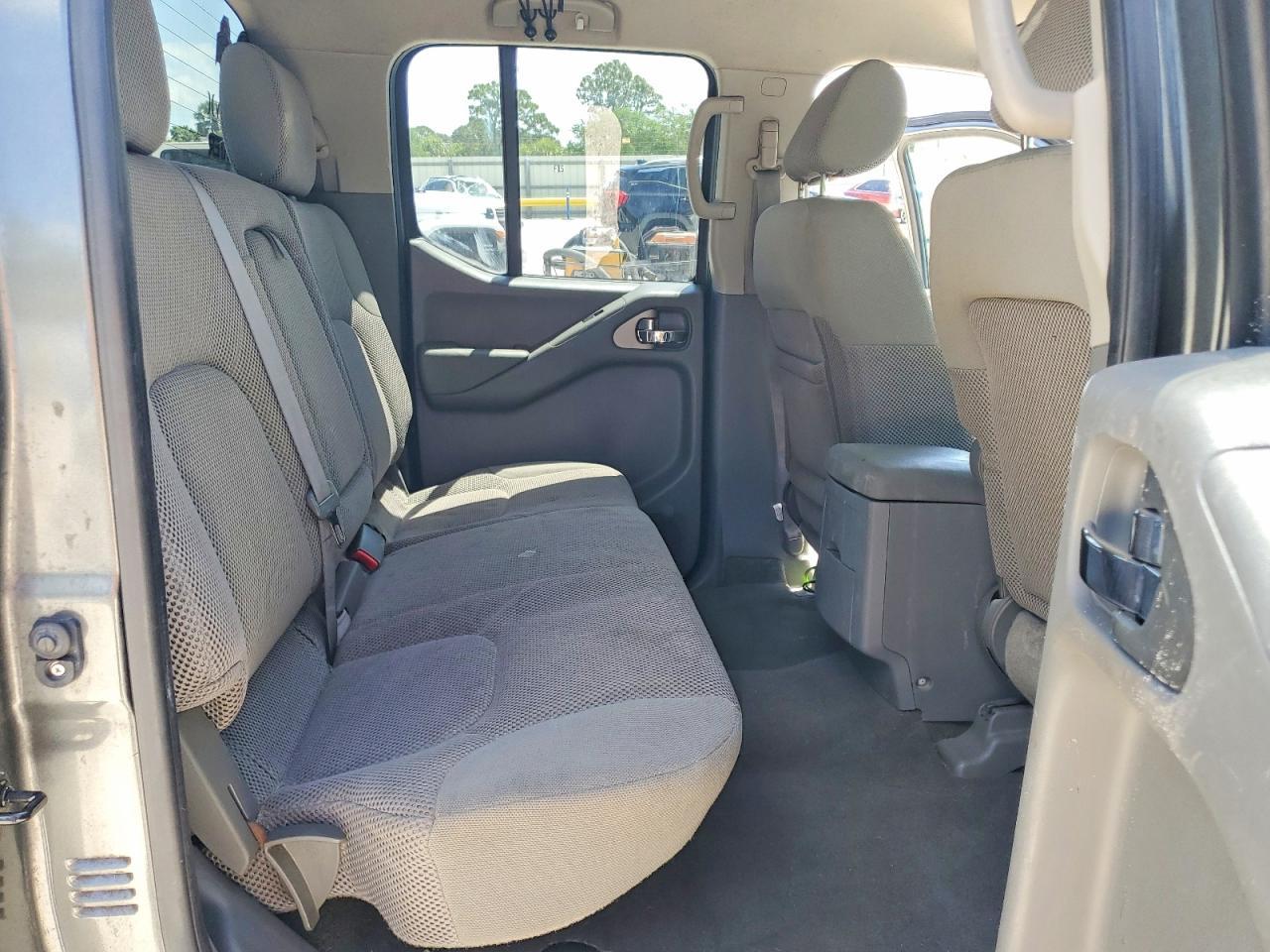 2007 Nissan Frontier SE