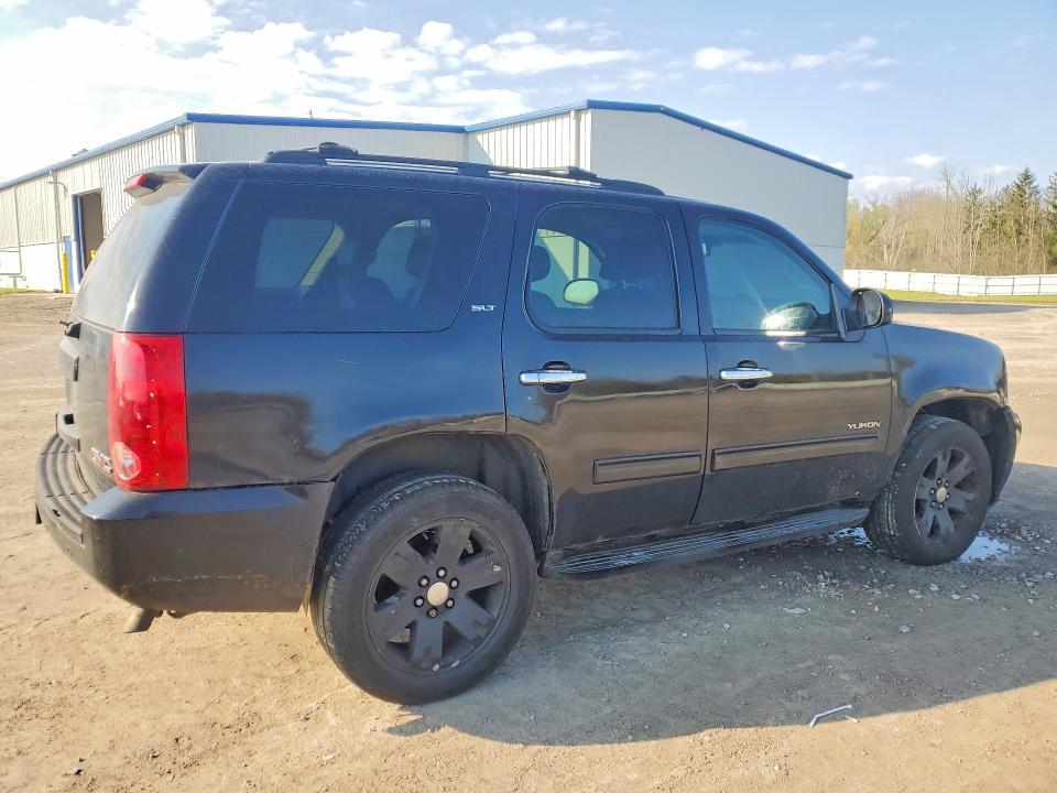 2010 GMC Yukon slt