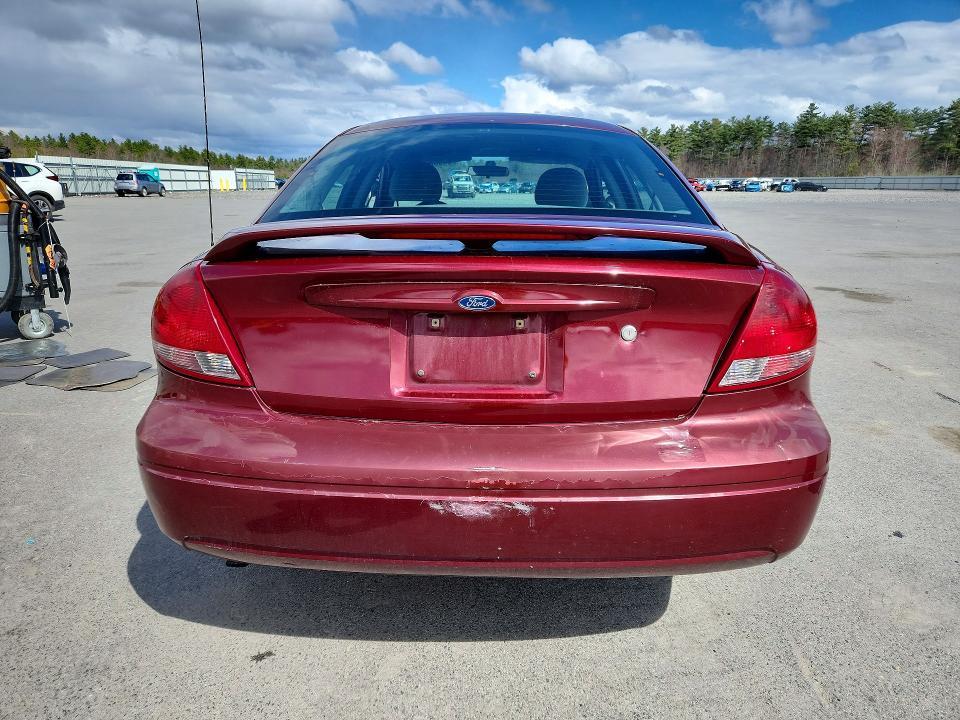 2005 Ford Taurus se