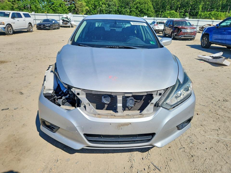 2016 Nissan Altima 2.5 sv