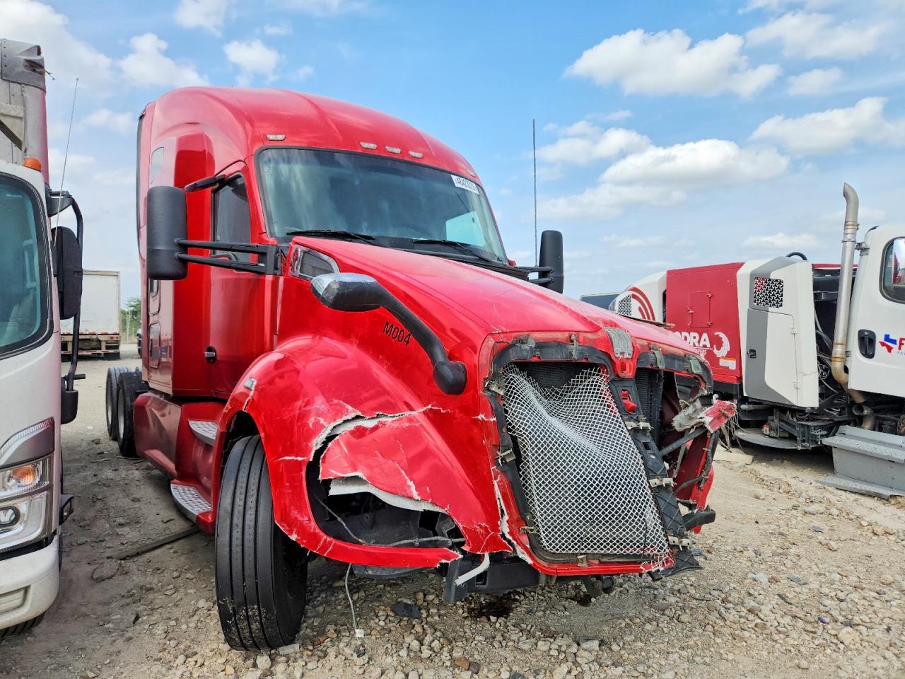 2017 Kenworth T680 Semi Truck