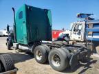 2001 Freightliner FLD120 Semi Truck