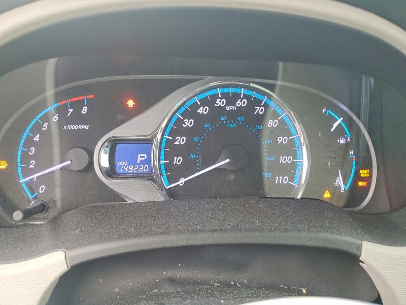 2012 Toyota Sienna xle 8-passenger