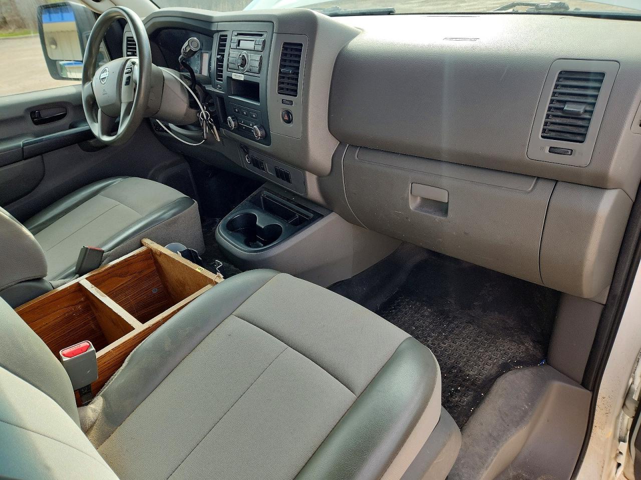 2014 Nissan NV 2500 HD S