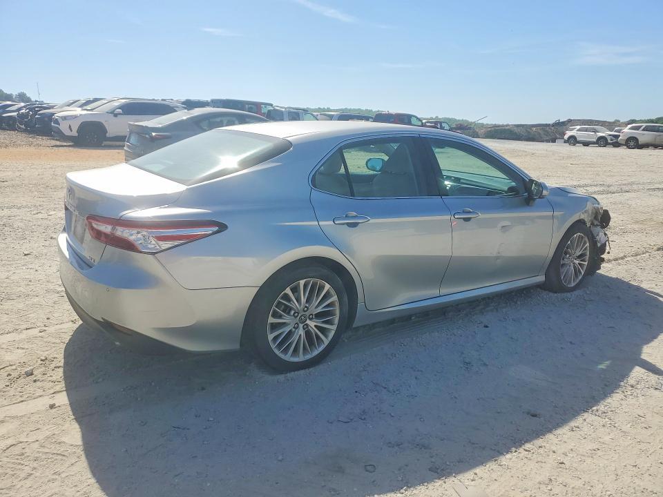 2018 Toyota Camry xle
