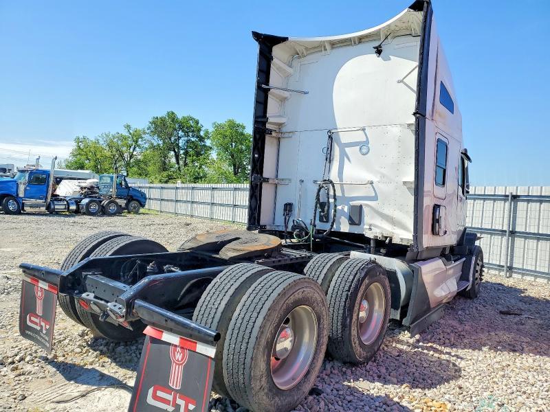 2025 Kenworth T680 Semi Truck