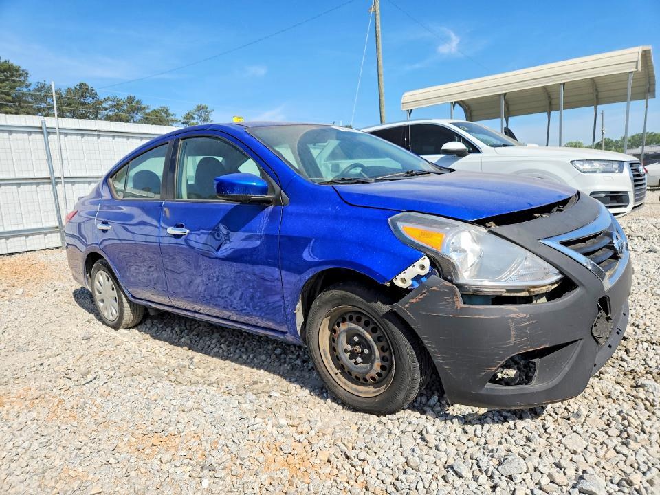 2017 Nissan Versa 1.6 sv