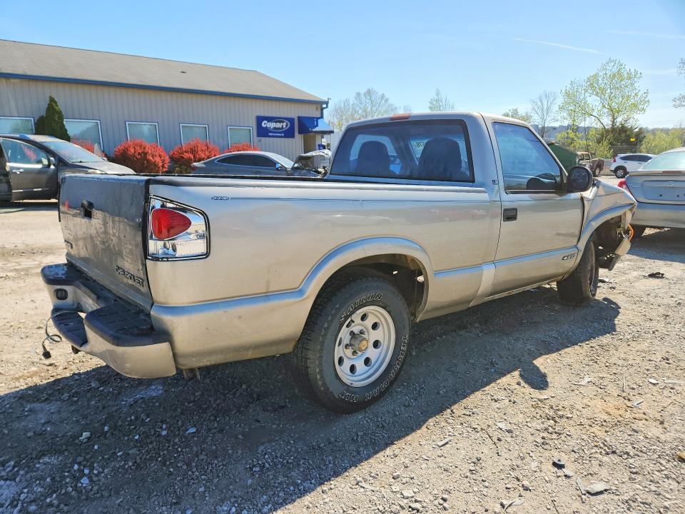 2001 Chevrolet S Truck S10