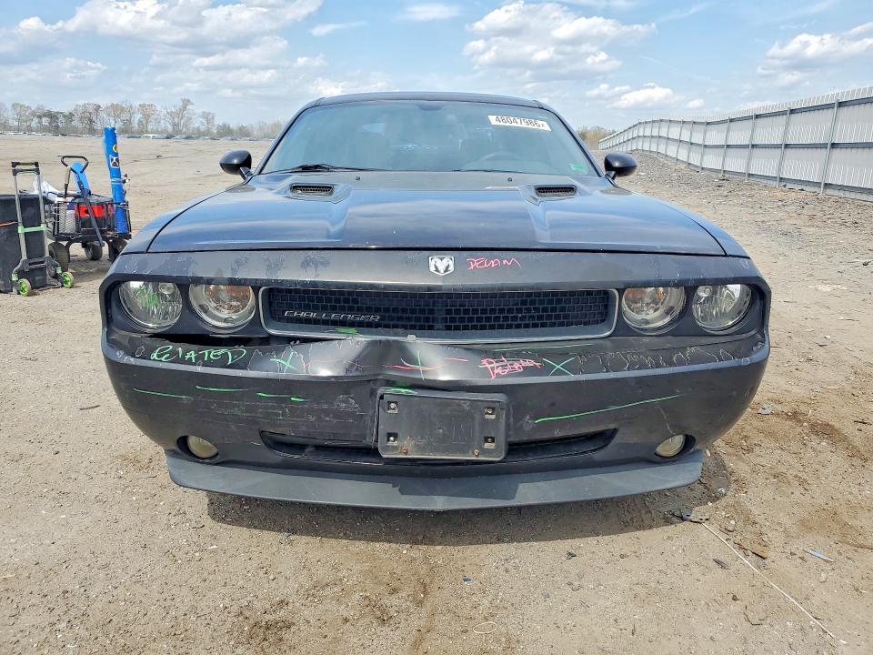 2010 Dodge Challenger se