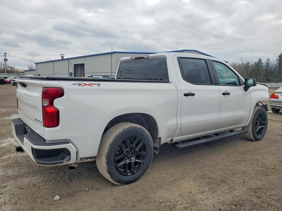 2024 Chevrolet Silverado K1500 Custom