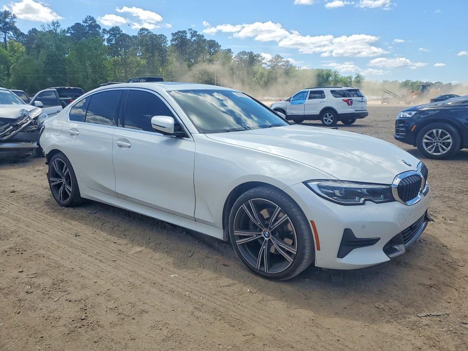 2021 BMW 330i