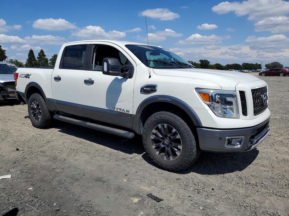 2017 Nissan Titan PRO-4X