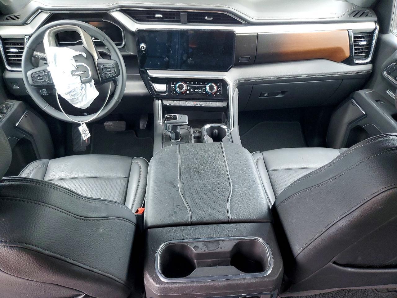 2025 GMC Sierra K1500 Denali