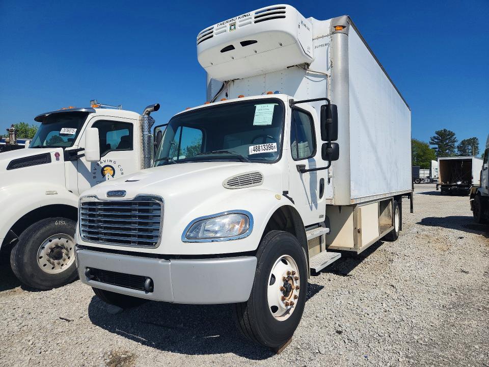2004 Freightliner Business Class M2 Refrigerated box Truck