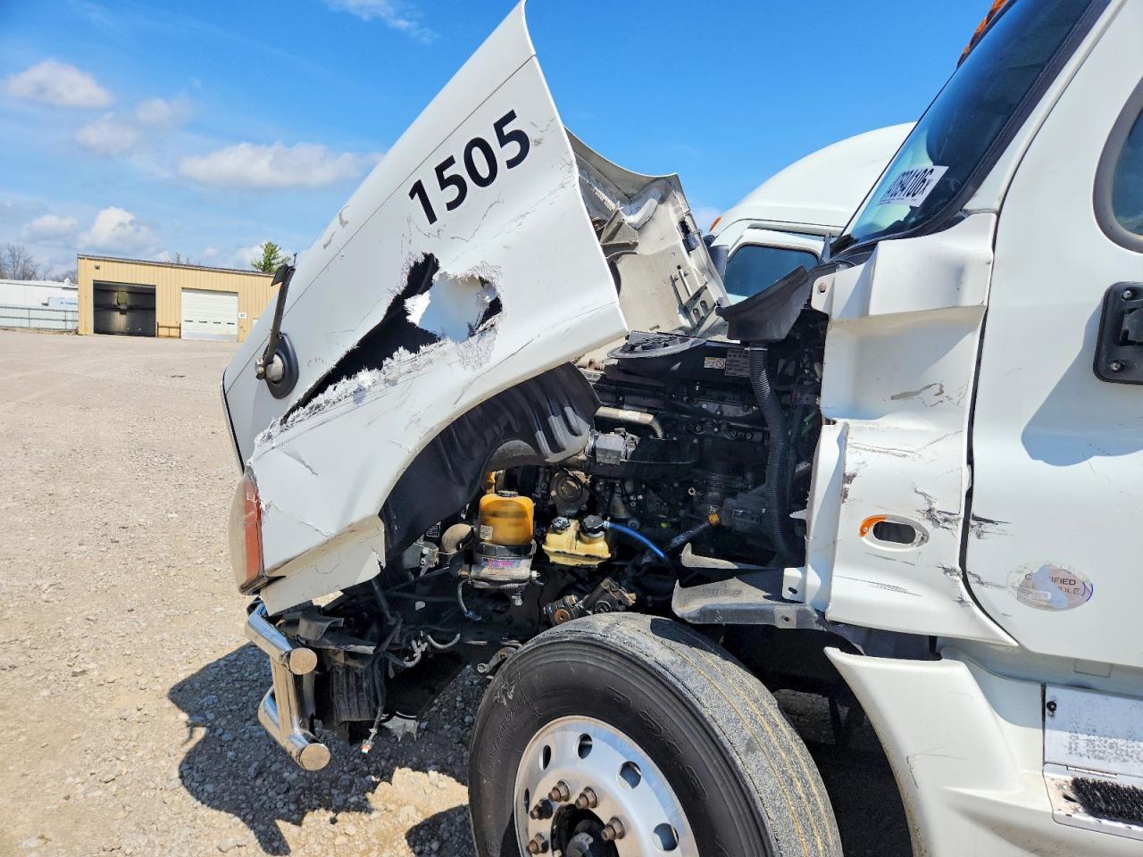 2017 Freightliner Cascadia 125 Semi Truck